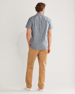 ALTERNATE VIEW OF MEN'S SHORT-SLEEVE CARSON CHAMBRAY SHIRT IN DEEP BLUE image number 3