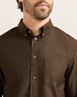 ALTERNATE VIEW OF MEN'S MILL MERINO SHIRT IN BROWN/GREEN image number 5