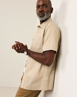 ALTERNATE VIEW OF MEN'S SHORT-SLEEVE SHORELINE COTTON SHIRT IN ECRU HARDING STRIPE image number 3