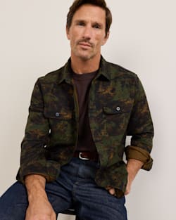 ALTERNATE VIEW OF MEN'S SCENIC GUIDE TWILL SHIRT IN NAVY VALLEY image number 6