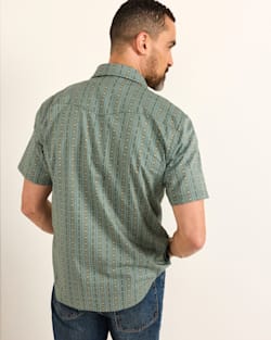 ALTERNATE VIEW OF MEN'S SHORT-SLEEVE LARAMIE SNAP-FRONT SHIRT IN BLUE STRIPE HARDING image number 2