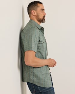 ALTERNATE VIEW OF MEN'S SHORT-SLEEVE LARAMIE SNAP-FRONT SHIRT IN BLUE STRIPE HARDING image number 3