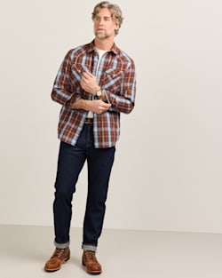 ALTERNATE VIEW OF MEN'S PLAID CANYON COTTON SHIRT IN BROWN/NAVY PLAID image number 6