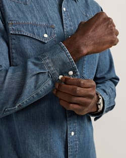 ALTERNATE VIEW OF MEN'S GAMBLER DENIM SHIRT IN DENIM BLUE image number 5