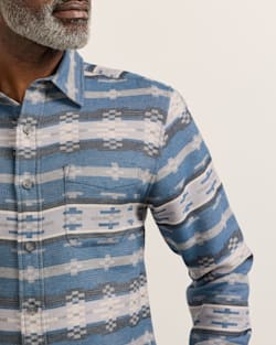 ALTERNATE VIEW OF MEN'S PAINTED HILLS COTTON CHAMOIS SHIRT IN BLUE image number 4