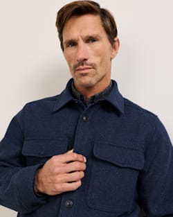 ALTERNATE VIEW OF MEN�S WOOL LAWSON COAT IN NAVY MIX image number 2
