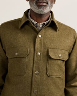ALTERNATE VIEW OF MEN'S QUILTED WOOL CPO JACKET IN GREEN MIX image number 5