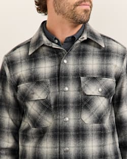 ALTERNATE VIEW OF MEN'S PLAID QUILTED WOOL CPO JACKET IN CHARCOAL OMBRE image number 4