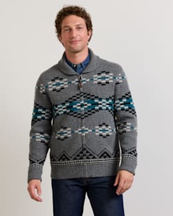 ALTERNATE VIEW OF MEN'S LOST TRAIL LAMBSWOOL ZIP CARDIGAN IN CHARCOAL image number 3