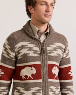ALTERNATE VIEW OF MEN'S BISON LAMBSWOOL ZIP CARDIGAN IN BROWN DONEGAL image number 3