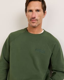 ALTERNATE VIEW OF MEN'S FRENCH TERRY CREWNECK SWEATSHIRT IN ELM image number 6