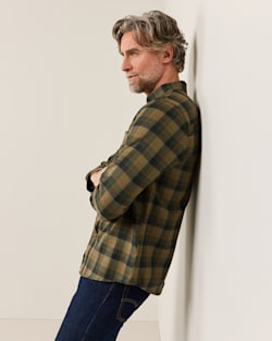 ALTERNATE VIEW OF MEN'S PLAID MILL MERINO SHIRT IN OLIVE CHECK image number 2