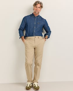 ALTERNATE VIEW OF MEN'S ASTORIA STRETCH CHINOS IN KHAKI image number 2