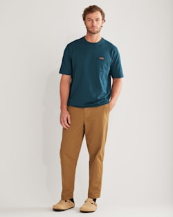 MEN'S SHORT-SLEEVE DESCHUTES POCKET TEE IN DEEP BLUE image number 1