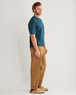 ALTERNATE VIEW OF MEN'S SHORT-SLEEVE DESCHUTES POCKET TEE IN DEEP BLUE image number 2