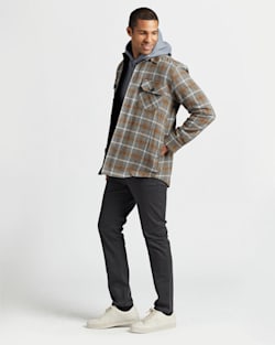 ALTERNATE VIEW OF MEN'S QUILTED SHIRT JACKET IN GREY MIX/BROWN PLAID image number 5