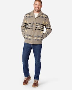 MEN'S PLAINS STAR SHETLAND CARDIGAN IN GREY/TAN image number 1