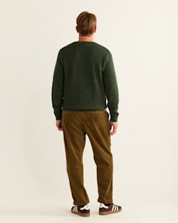 ALTERNATE VIEW OF MEN'S SHETLAND COLLECTION CREWNECK IN DARK FIR image number 3