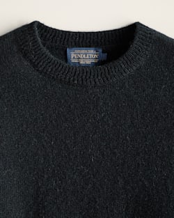 ALTERNATE VIEW OF MEN'S SHETLAND COLLECTION SWEATER IN BLACK image number 2
