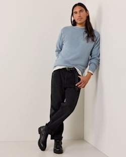 MEN'S SHETLAND COLLECTION SWEATER IN STEEL BLUE HEATHER image number 1