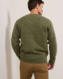 ALTERNATE VIEW OF MEN'S SHETLAND COLLECTION SWEATER IN OLIVE HEATHER image number 2