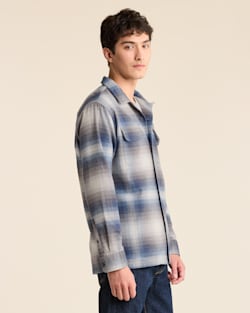 ALTERNATE VIEW OF MEN'S PLAID COTTON BOARD SHIRT IN BLUE/GREY OMBRE image number 2