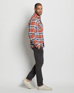 MEN'S WYATT SHIRT IN RED BARN/DENIM PLAID image number 1