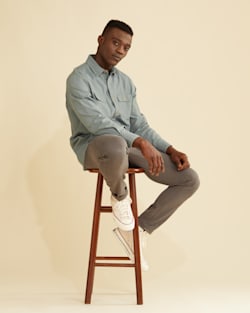 ALTERNATE VIEW OF MEN'S BEACH SHACK COTTON SHIRT IN FIR GREEN image number 5