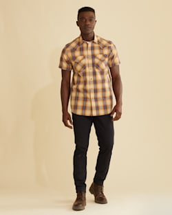 MEN'S SHORT-SLEEVE FRONTIER SHIRT IN COPPER/BLUE OMBRE image number 1