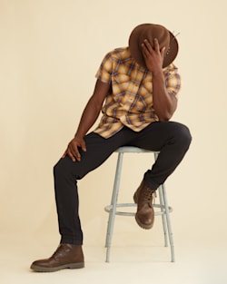 ALTERNATE VIEW OF MEN'S SHORT-SLEEVE FRONTIER SHIRT IN COPPER/BLUE OMBRE image number 6