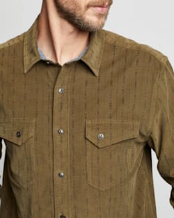 ALTERNATE VIEW OF MEN'S CORDUROY SHIRT IN OLIVE GREEN image number 2