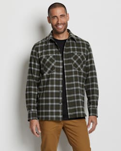 ALTERNATE VIEW OF MEN'S ULTRALUXE MERINO SHIRT IN GREEN/GREY PLAID image number 6