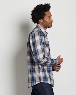 ALTERNATE VIEW OF MEN'S LONG-SLEEVE BISHOP COTTON SHIRT IN NAVY/SKY/TAN PLAID image number 6