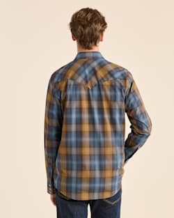 ALTERNATE VIEW OF MEN'S PLAID LONG-SLEEVE BISHOP COTTON SHIRT IN NAVY BLUE/BROWN image number 3