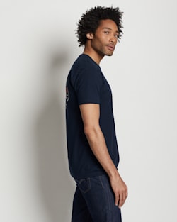 ALTERNATE VIEW OF MEN'S ADVENTURE WAVE GRAPHIC TEE IN MIDNIGHT NAVY/WHITE image number 3