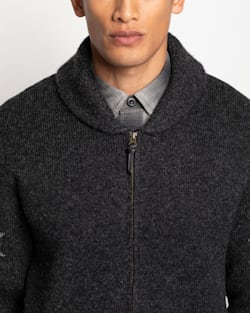 Men s Graphic Shetland Zip Cardigan