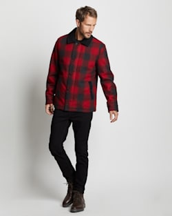 ALTERNATE VIEW OF MEN'S FRONT RANGE JACKET IN RED OMBRE image number 2