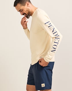 ALTERNATE VIEW OF CLIFF WALK MEN'S LONG-SLEEVE GRAPHIC SWIM TEE IN SANDSHELL/CLIFF WALK image number 3