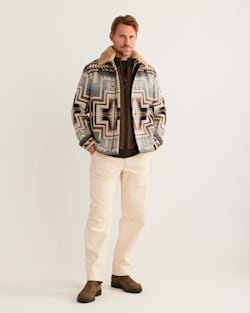 MEN'S SILVERTON SHEARLING-COLLAR WOOL COAT IN GREY HARDING image number 1