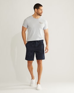 ALTERNATE VIEW OF MEN'S CRUISER SHORTS IN INDIGO HARDING image number 2