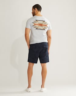 ALTERNATE VIEW OF MEN'S CRUISER SHORTS IN INDIGO HARDING image number 4