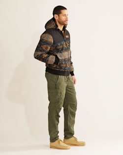 ALTERNATE VIEW OF MEN'S BOW PASS HOODED JACKET IN BLACK/BLUE JOURNEY WEST image number 2