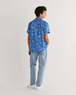 ALTERNATE VIEW OF MEN'S SHORT-SLEEVE ALOHA SHIRT IN BLUE DUNE RIDER image number 3