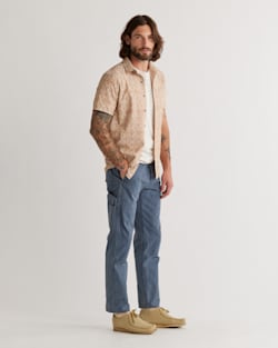 ALTERNATE VIEW OF MEN'S SHORT-SLEEVE DEACON CHAMBRAY SHIRT IN BROWN image number 2