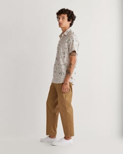 ALTERNATE VIEW OF MEN'S SHORT-SLEEVE SHORELINE SHIRT IN TAN ROUTE 101 image number 2