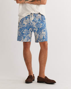 ALTERNATE VIEW OF MEN'S WAYSIDE KNIT SHORTS IN SEASHORE BLUE image number 2
