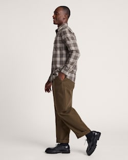 ALTERNATE VIEW OF MEN'S LODGE MERINO SHIRT IN OLIVE/GREY MIX PLAID image number 6