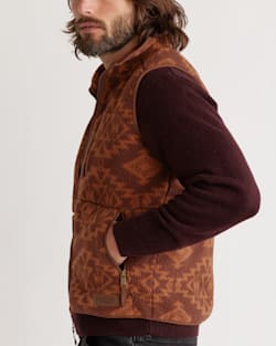 ALTERNATE VIEW OF UNISEX FLEECE VEST IN MOCHA SACRED STAR image number 6