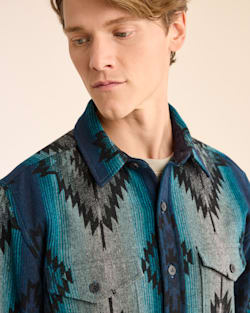 ALTERNATE VIEW OF MEN'S SALTILLO SUNSET LA PINE SHIRT IN TURQUOISE MULTI image number 4