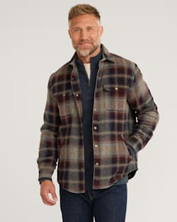 MEN'S PLAID FOREST SHIRT JACKET IN MAROON/NAVY image number 1